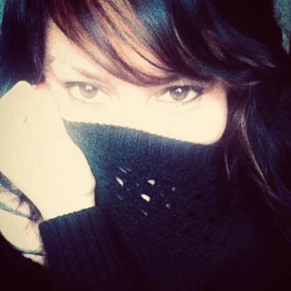 Meet your Posher, Becky! - Picture 1 of 1